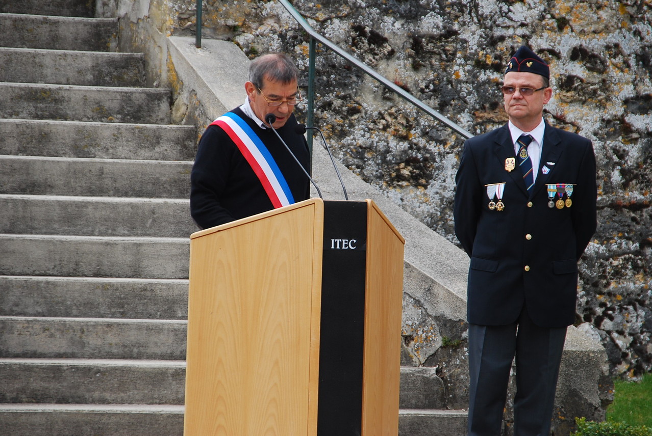 Cérémonie du 28 avril 2013 à la mémoire des déportés Baulne en brie