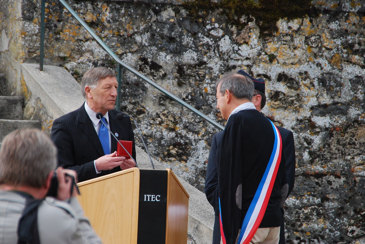 Cérémonie du 28 avril 2013 à la mémoire des déportés Baulne en brie