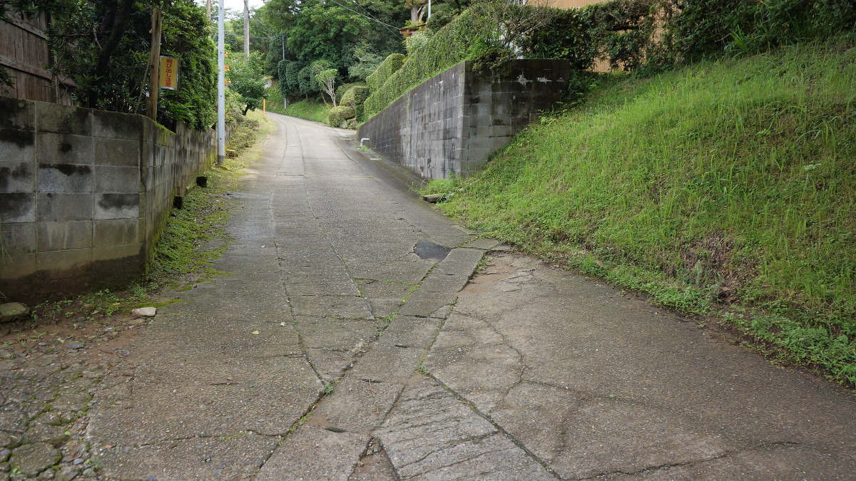 東栄寺排水溝