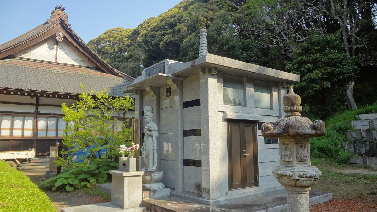 永代供養塔