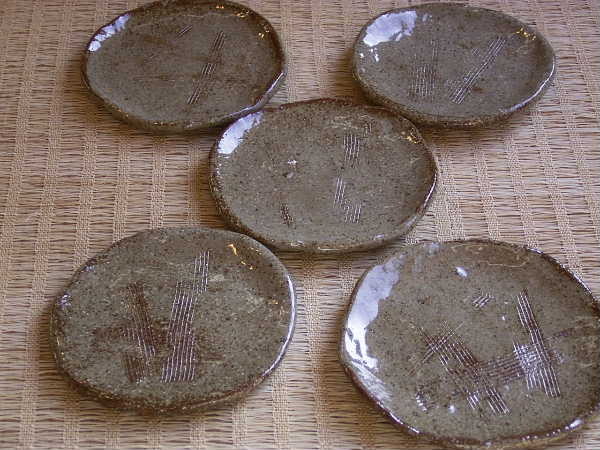 醤油皿です。（１７００円コース）