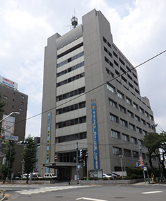 府中警察署の外観