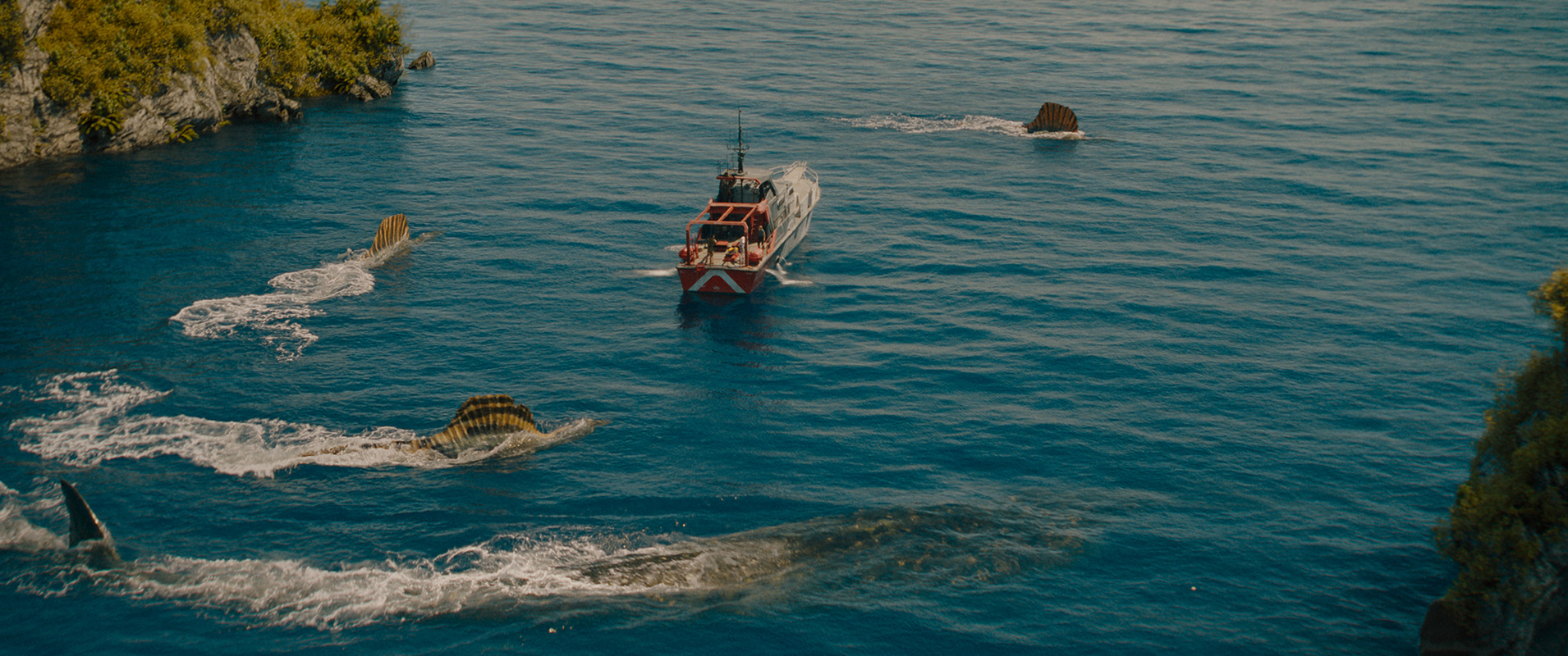 JURASSIC WORLD - LA RINASCITA  Prima Nazionale giovedì 3, venerdì 4, sabato 5, domenica 6: ore 21:00 sabato 12, domenica 13: ore 18:30 #JurassicWorldlaRinascita