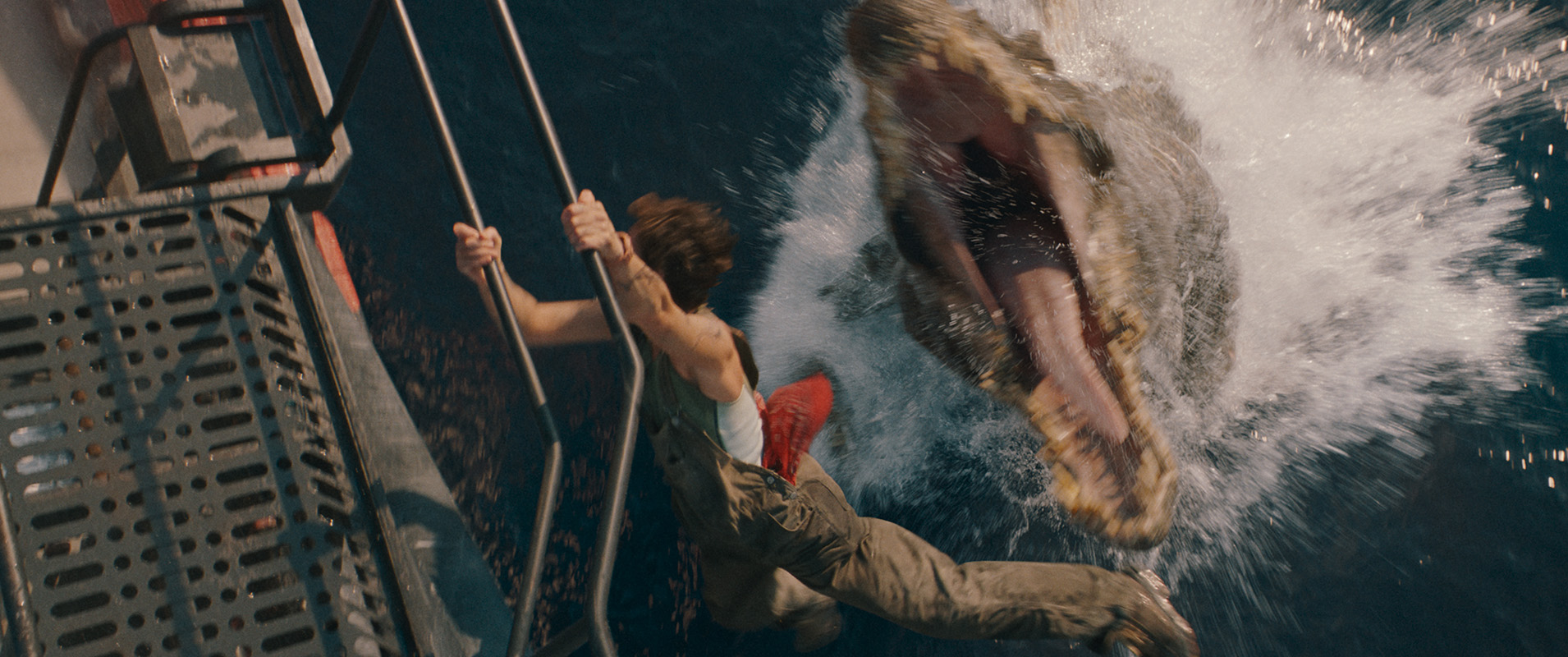 JURASSIC WORLD - LA RINASCITA  Prima Nazionale giovedì 3, venerdì 4, sabato 5, domenica 6: ore 21:00 sabato 12, domenica 13: ore 18:30 #JurassicWorldlaRinascita