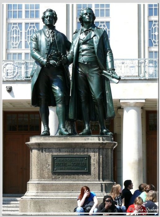 Schiller-Goethe-Denkmal