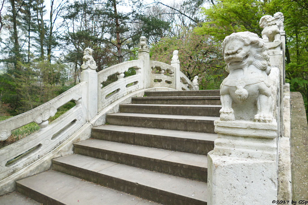 Marmorbrücke im Chinesischen Garten