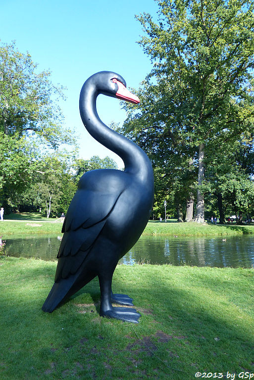 Black Swan, Kenny Hunter