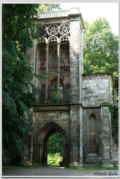 Tempelherrenhaus-Ruine