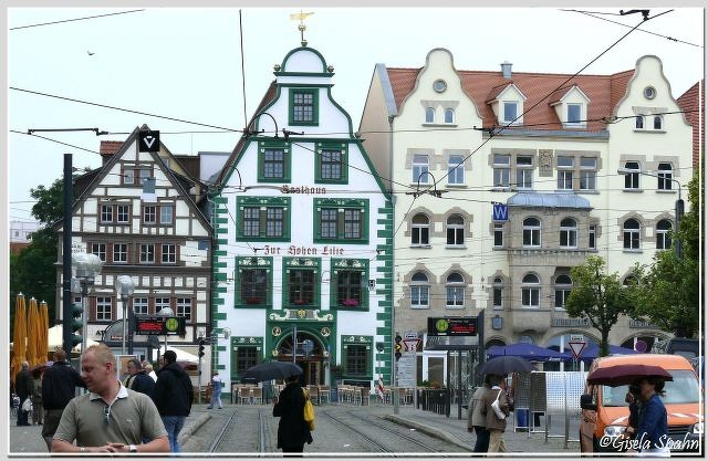 Domplatz: Haus zur Hohen Lilie (erbaut um 1300)