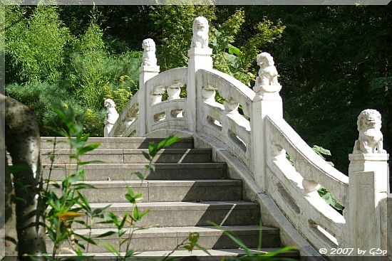 Marmorbrücke im Chinesischen Garten