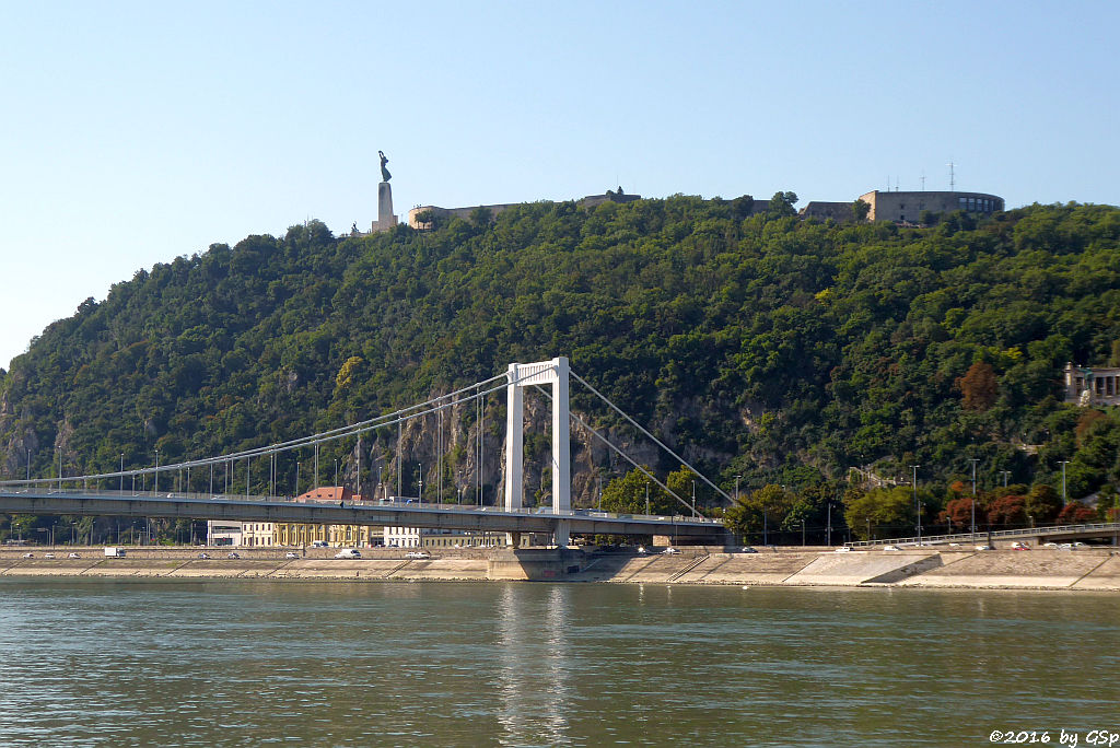 Elisabethbrücke, Gellértberg mit Freiheitsstatue, Zitadelle und Gellért-Denkmal