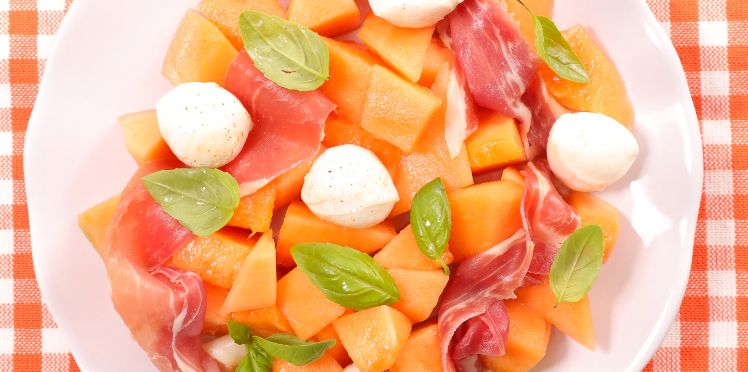 Salade melon, feta, jambon - Recette le cochon de falaise