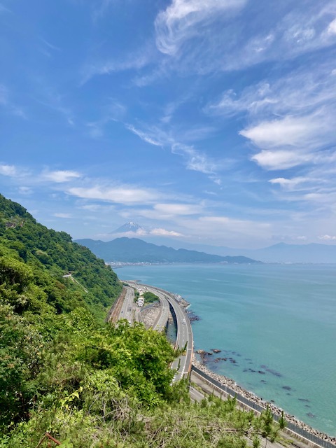 東海道五拾三次「薩埵峠（さったとうげ）」