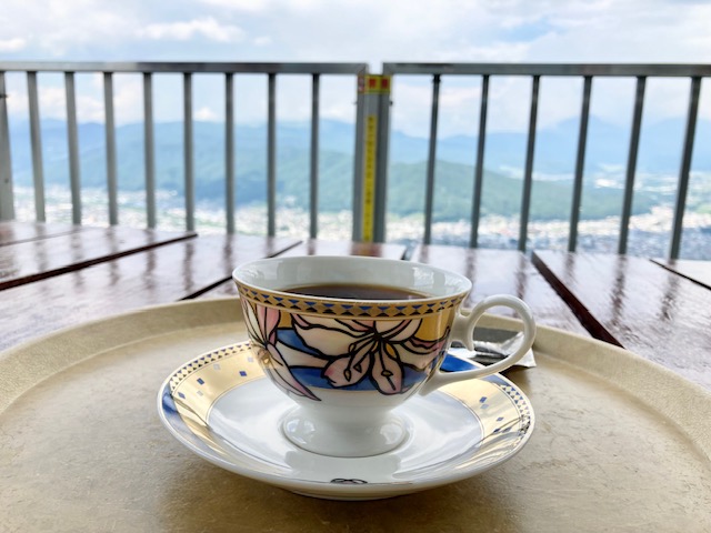 心にのこる風景　信州杖突峠のカフェ