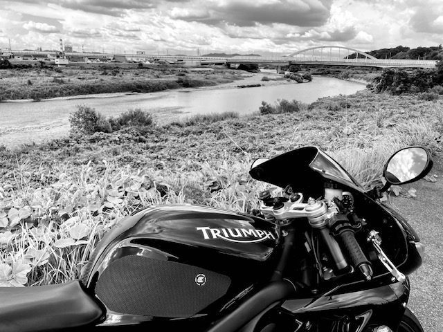 みんなの英国車 TRIUMPH
