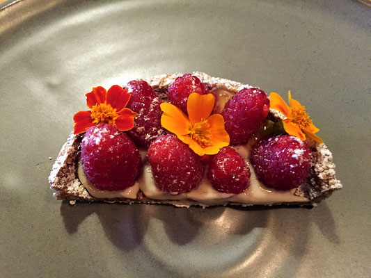 raspberry tart farm spirit
