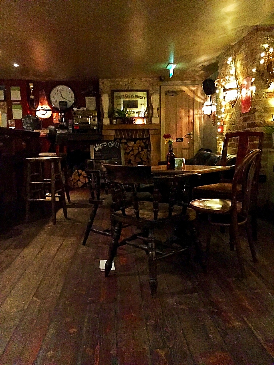 british pub photo