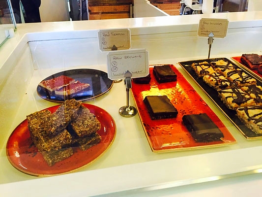 vegan desserts glo reykjavik iceland