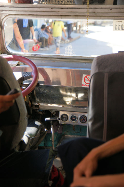 Jeepney Armatur