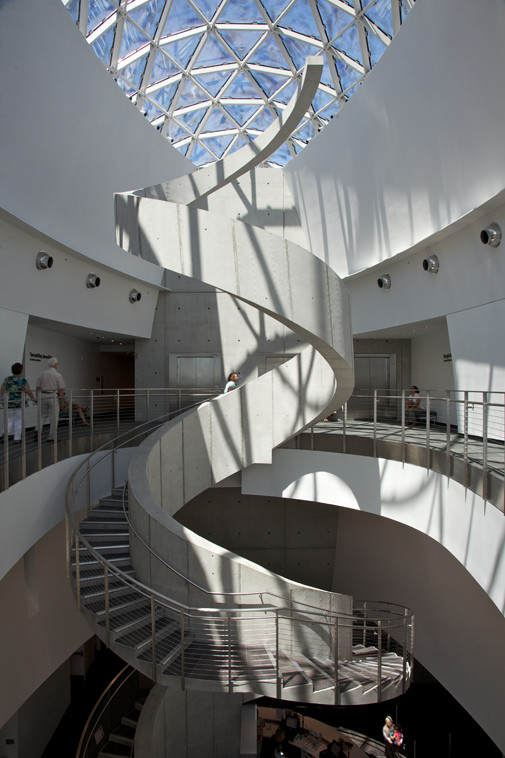 Salvador Dalì Museum, by HOK, St. Petersburg, FL, USA. (2011)