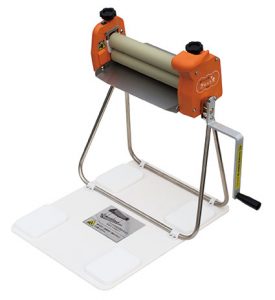 「タオル絞り器ぎゅっと君」体験貸し出しスタート