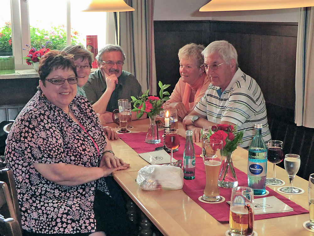 Einkehr im Gasthaus Kram, 2012