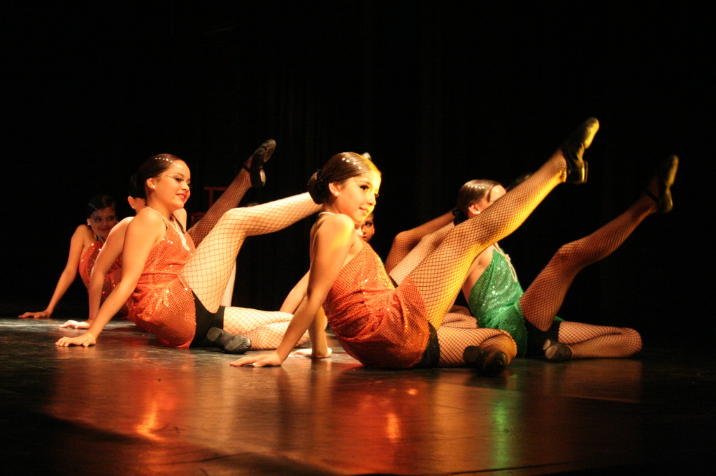 "Cabaret" escuela de danza Mo-Mo dic 09