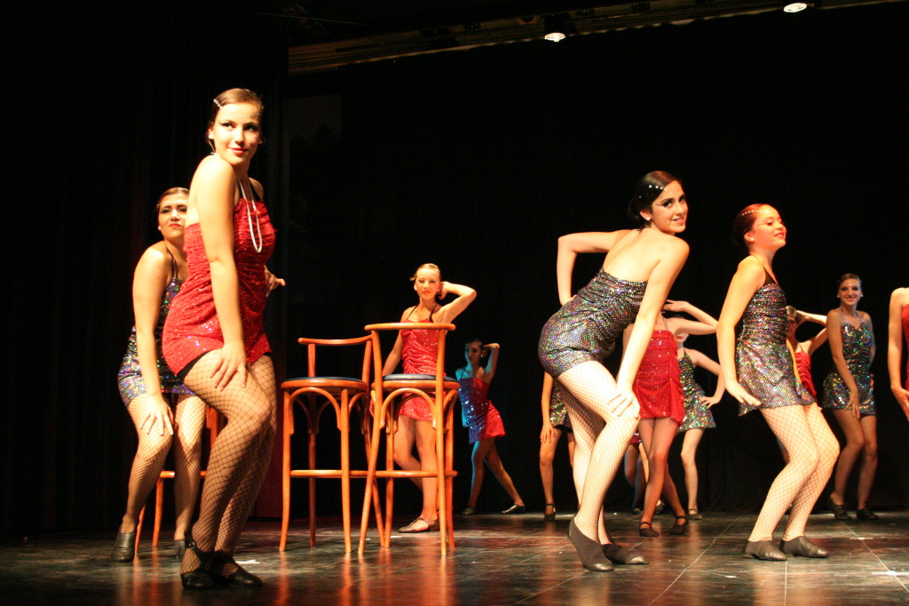 "Cabaret" escuela de danza Mo-Mo dic 09