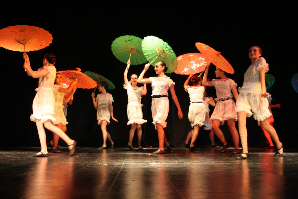 "Cabaret" escuela de danza Mo-Mo dic 09
