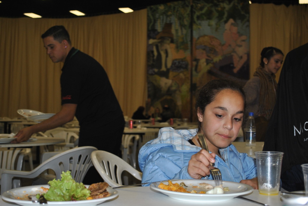 Mucha Hambre