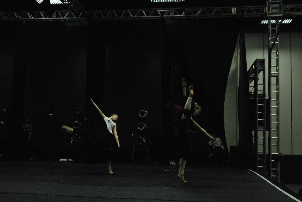 Viaje Cía Mo-Mo a Bento em danca 2012 Brasil