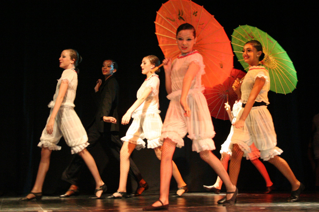 "Cabaret" escuela de danza Mo-Mo dic 09