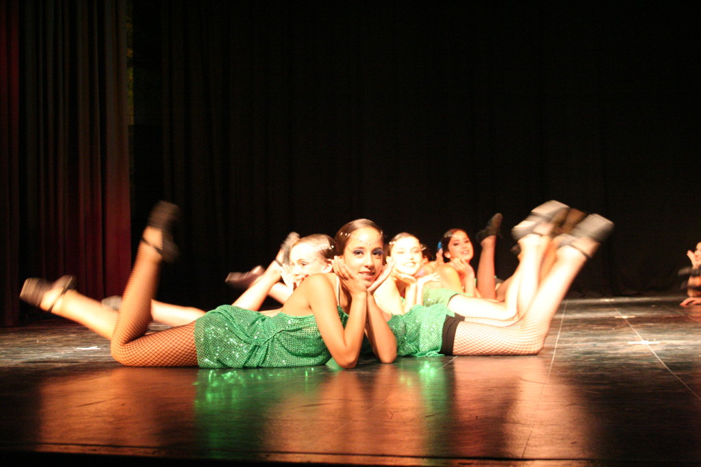 "Cabaret" escuela de danza Mo-Mo dic 09