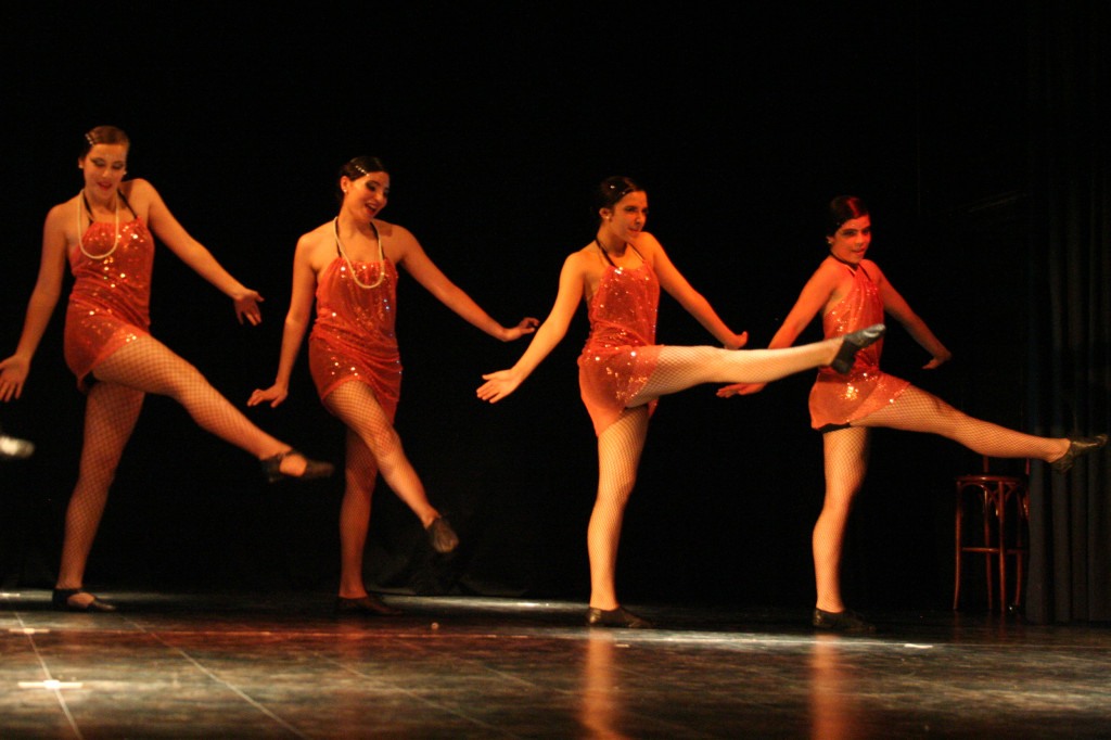 "Cabaret" escuela de danza Mo-Mo dic 09