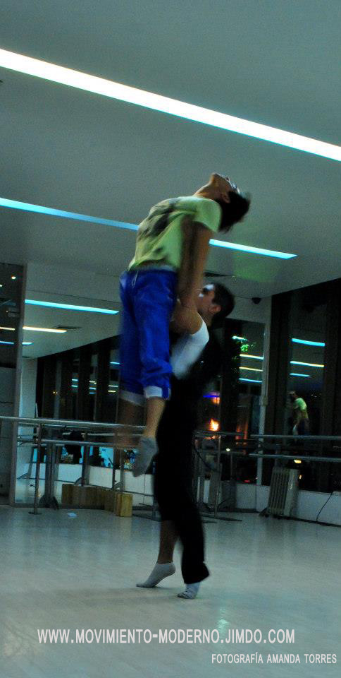 ensayo Cía Mo-Mo