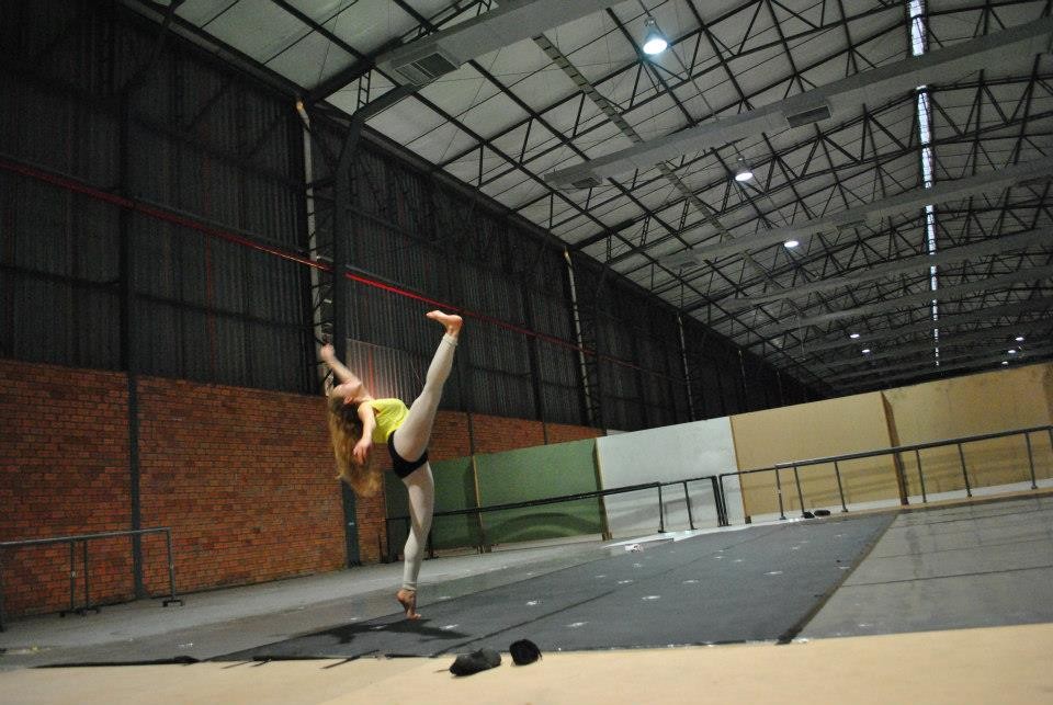 Viaje Cía Mo-Mo a Bento em danca 2012 Brasil