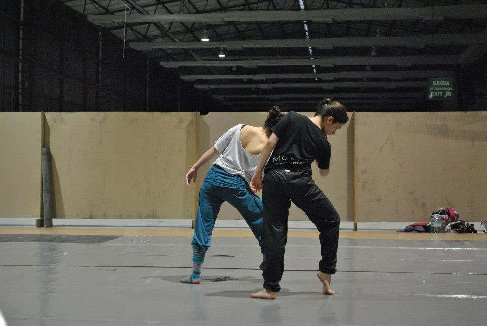 Viaje Cía Mo-Mo a Bento em danca 2012 Brasil