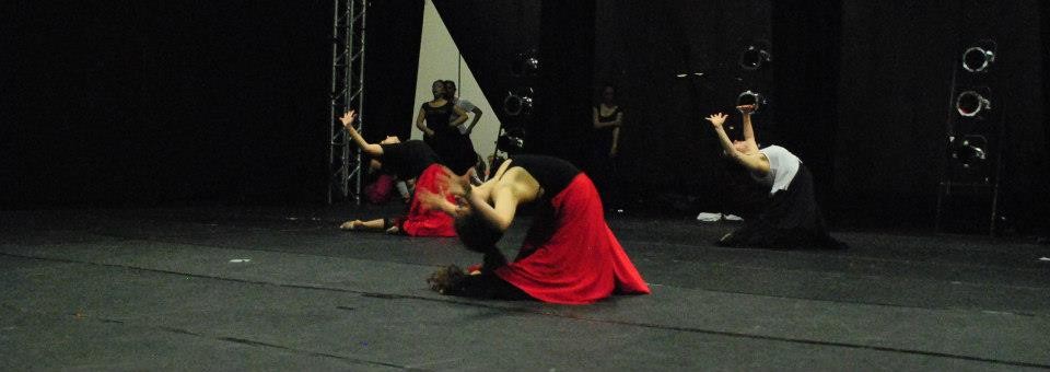 Viaje Cía Mo-Mo a Bento em danca 2012 Brasil