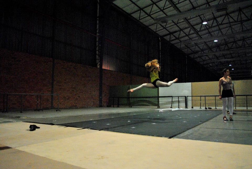 Viaje Cía Mo-Mo a Bento em danca 2012 Brasil
