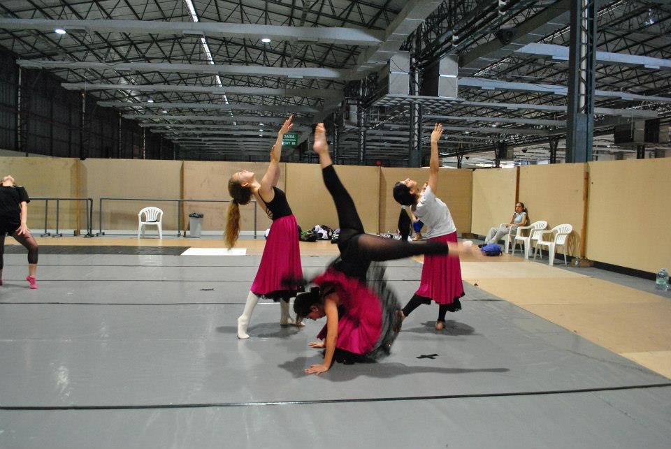 Viaje Cía Mo-Mo a Bento em danca 2012 Brasil