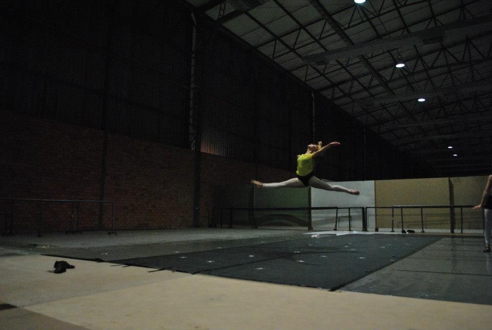 Viaje Cía Mo-Mo a Bento em danca 2012 Brasil