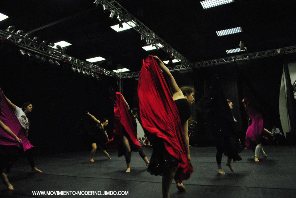Cía Mo-Mo en Bento-em-danca 2012