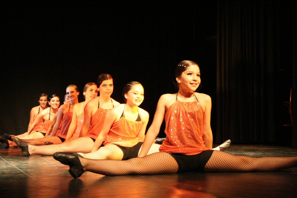 "Cabaret" escuela de danza Mo-Mo dic 09