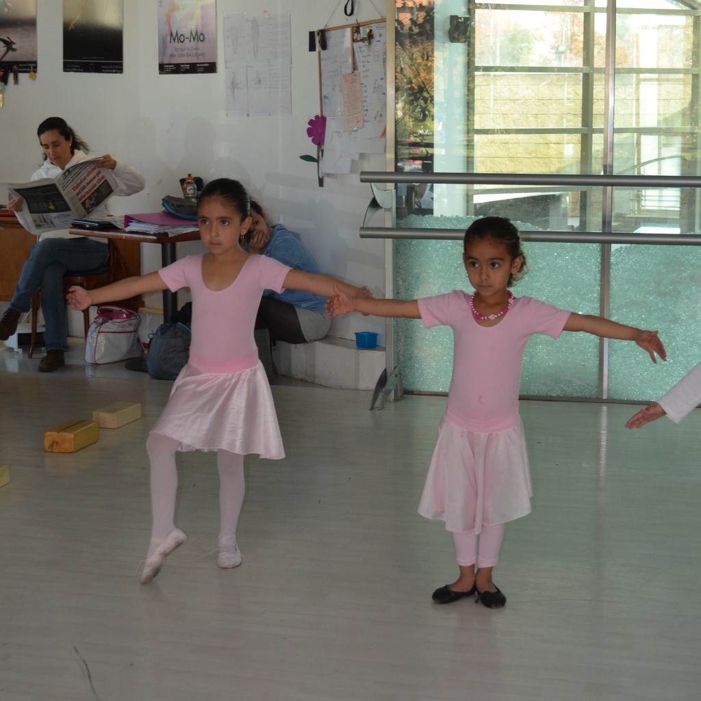 Escuela de danza Mo-Mo Cursos infantiles año 2013