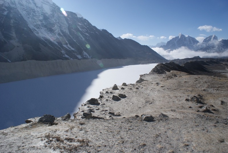 der riesig, lange Gletscher See
