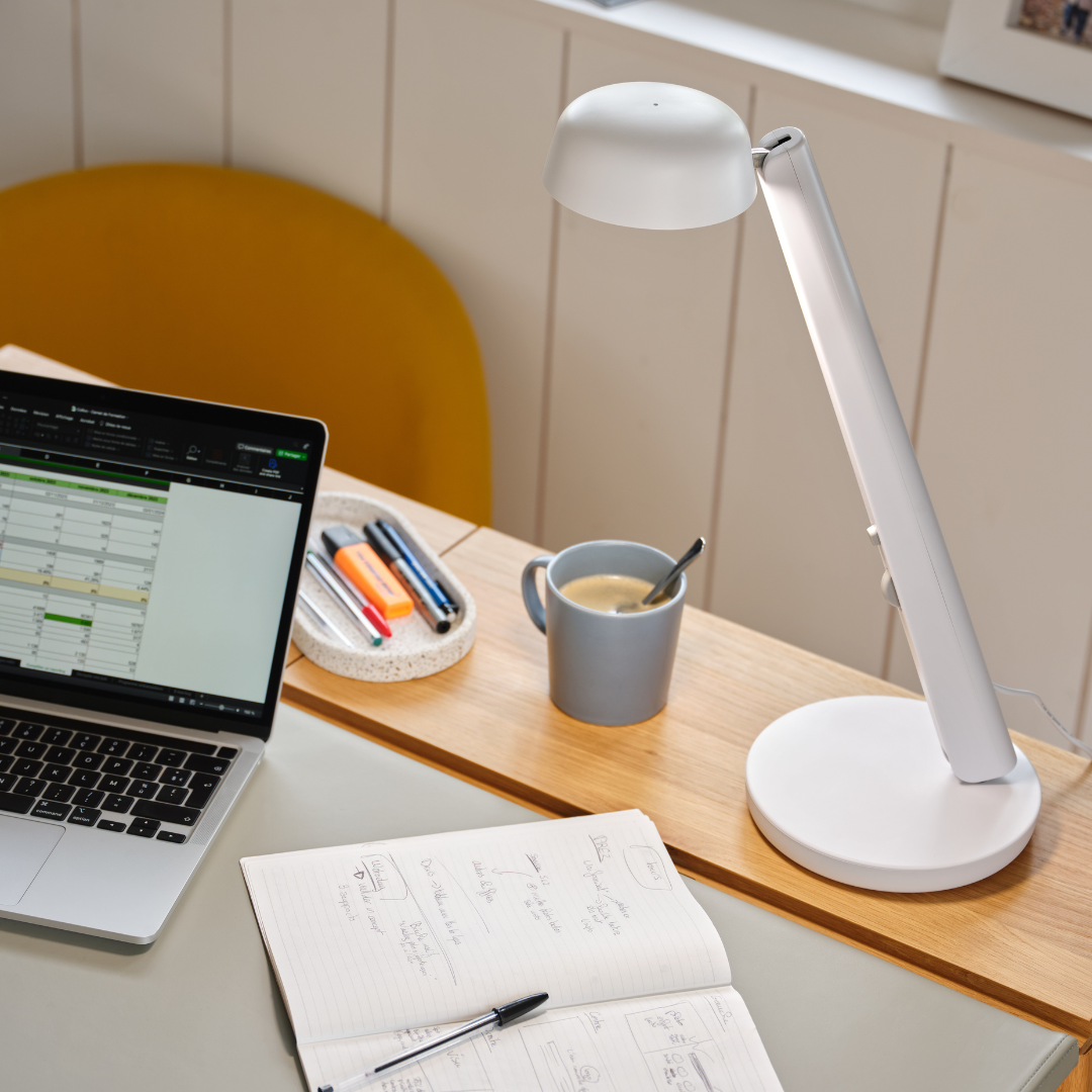 luminaire-led-bureau-maison-confort-visuel.jpg