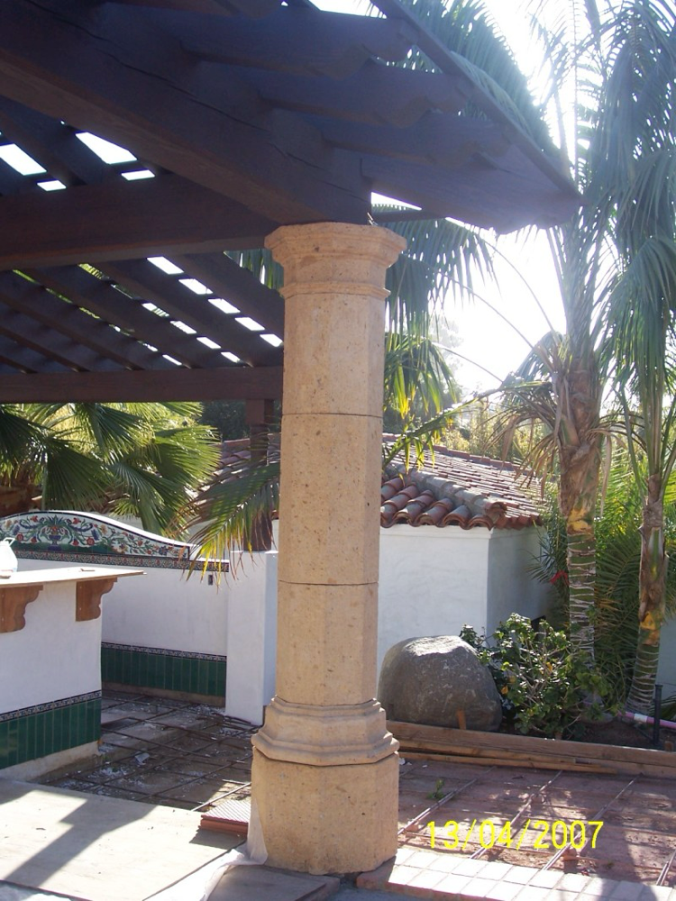 Octagonal Column 8’ x 16” Price $ 2,200.00 usd 