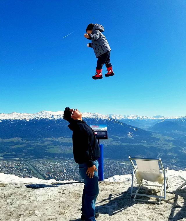 Nomadic family travel with toddler
