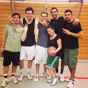 Wintersemester 2012/2013 - 1. Platz - Dunking Donouts