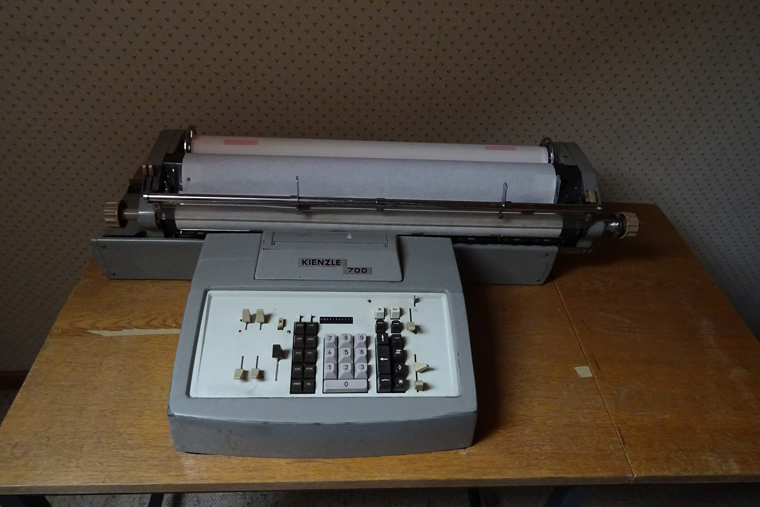 Kienzle Buchungsmaschine 700 sucht Liebhaber/in